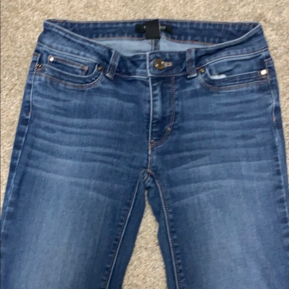 Slim leg jeans